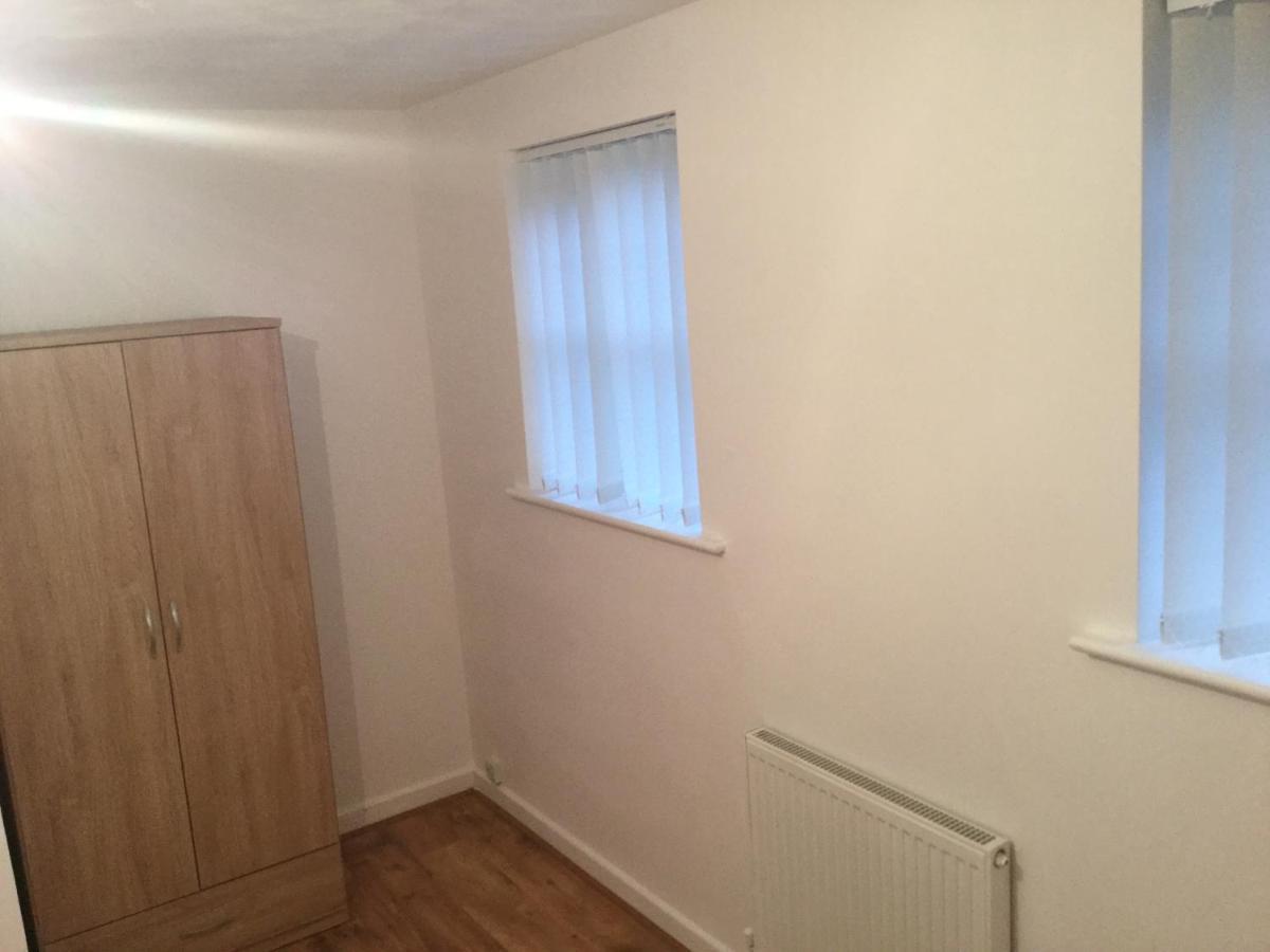 Quiet Residential Area Within Easy Reach Of Town Apartamento Manchester Exterior foto